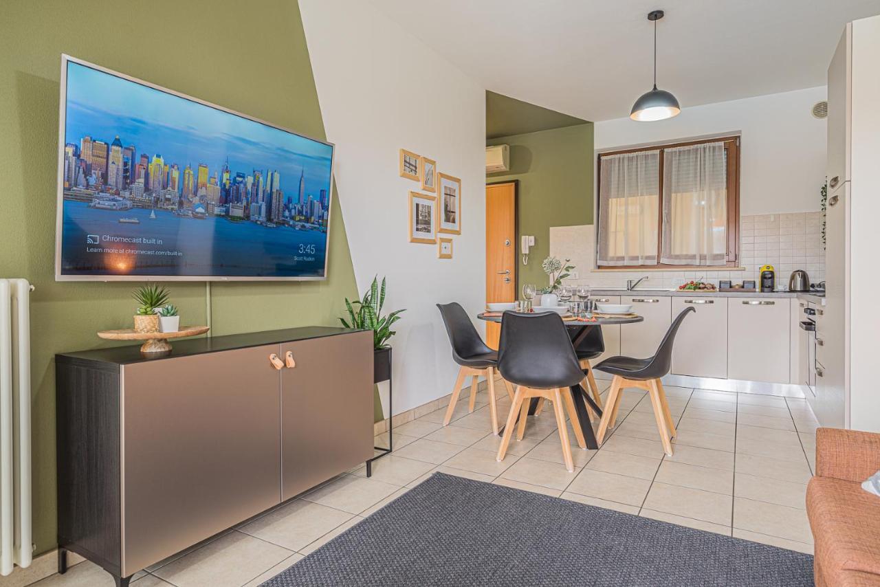 Hygge Family Apartment - One Step Away From The Lake!!! Sirmione Luaran gambar