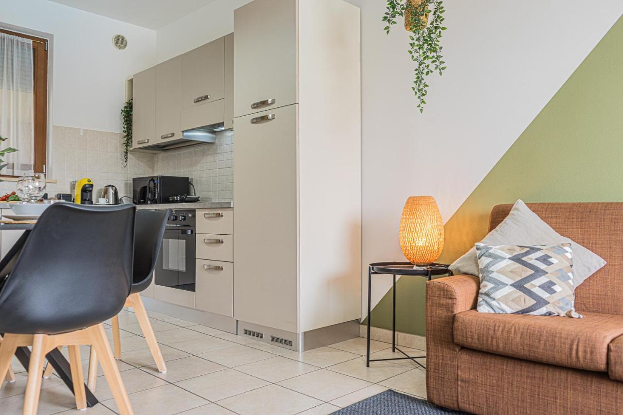 Hygge Family Apartment - One Step Away From The Lake!!! Sirmione Luaran gambar